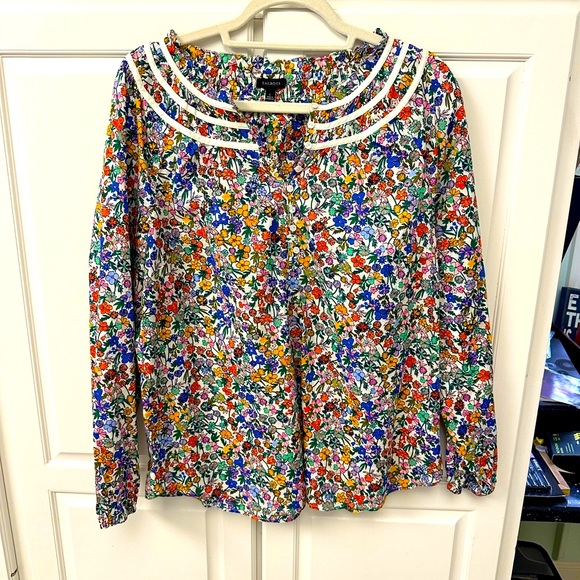 Talbots Buoyant Ditsy Popover Blouse SIZE-Large - Picture 2 of 7